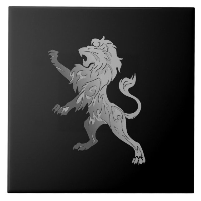 Silver Royal Lion på svart keramisk platta Kakelplatta (Framsidan)