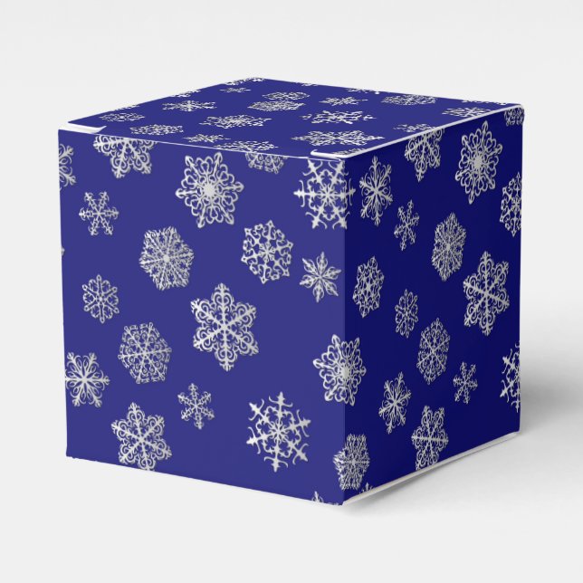Silver snöflingor i mörk blått sammanhang presentaskar (Framsidan Sidan)