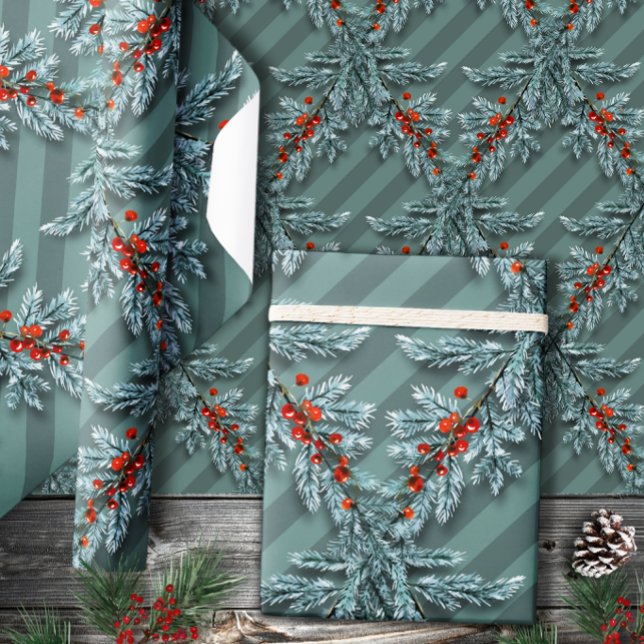 Silver Spruce Red Berries Lattice Stripe Presentpapper (Skapare uppladdad)