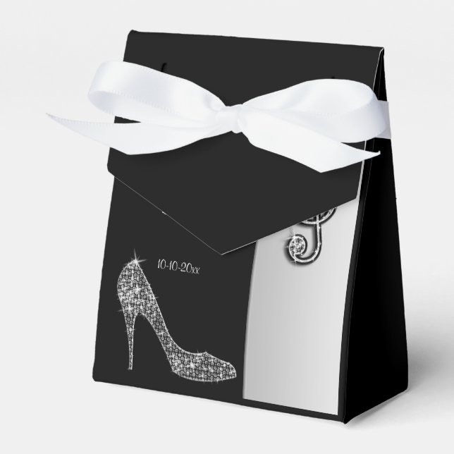 Silver Stiletto och Treble Cleft Birthday Presentaskar (Framsidan Sidan)