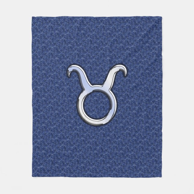 Silver Taurus Zodiac Sign Navy Blue Digital Camo Fleecefilt (Framsidan)