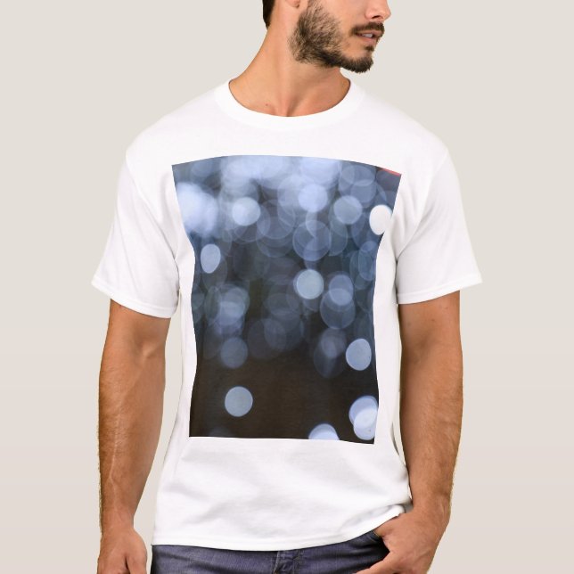 Silver, vit nattbakgrund vid bågen. t shirt (Framsida)