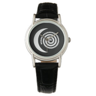 Silvermånespiral på svart armbandsur