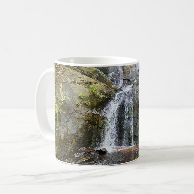 Silvervale Falls Serenity Kaffemugg (Framsida vänster)