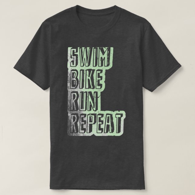 Simma Bike Springa Repeat Triathlon säger: T Shirt (Design framsida)