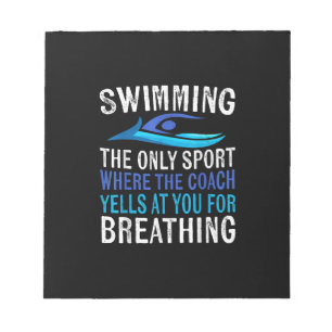 Simma endast sport där coachschwimmer ger anteckningsblock