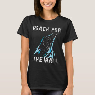 Simmande strutor Reach för Simman Väggsvampar me T Shirt