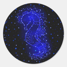 simmor av sjöhäst i ljus