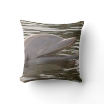 Simning med delfinerna Dekorativ kudde