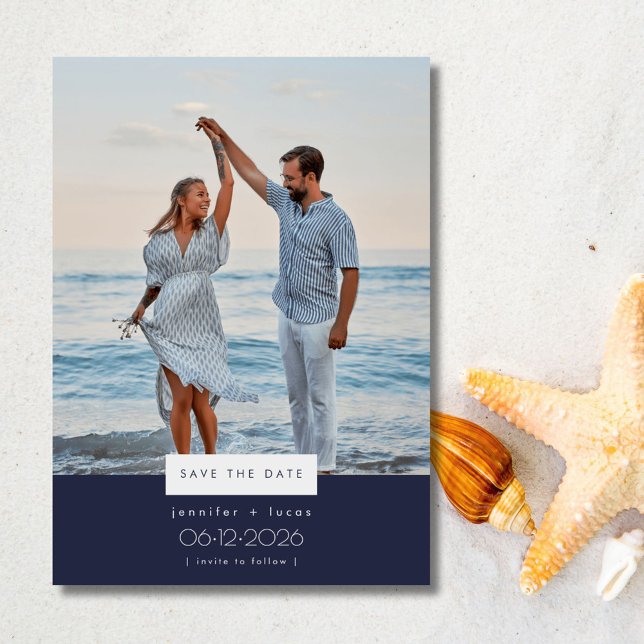 Simple Beach Wedding Photo Save the Date Inbjudningar (Simple Beach Wedding Photo Save the Date Invitation)