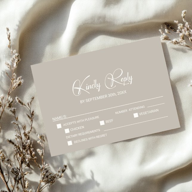 Simple Beige Wedding RSVP with Menu Options  OSA Kort (Skapare uppladdad)