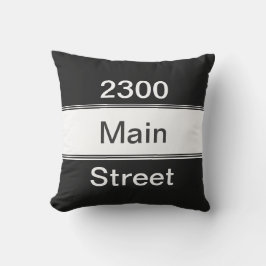 Simple Black and White House Number Street Adress Kudde