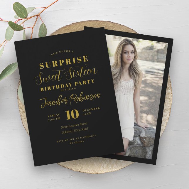 Simple Black & Guld Photo SURPRISE Sweet 16 Inbjudningar (Simple Black & Gold Photo SURPRISE Sweet 16 Invitation)