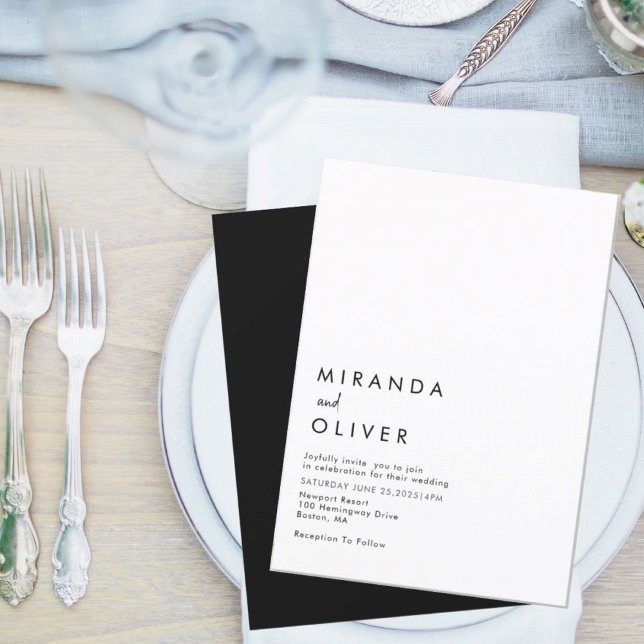 Simple Black White Modern Monogram Bröllop Inbjudningar (Skapare uppladdad)