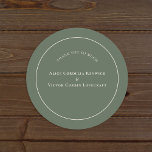 Simple Boho Arch Sage Grönt Bröllop Tack Runt Klistermärke<br><div class="desc">Den här enkla Boho Arch Sage Grönt Bröllop Classic Round Sticker-designen har en sofistikerad, muterad palett av elfenben i neutralt parad med en fantastisk blandning och matchningsalternativ för rost terracotta, sage grönt och plum. Den underskattade elegansen av enkel typografi och mjuka bågar skapar en lugnande och polerad estetik med klassisk...</div>