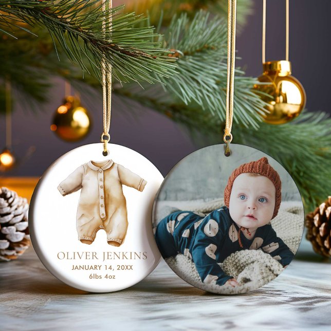 Simple Boy First jul med Birth Stats Photo Julgransprydnad Keramik (Minimalist First Christmas Photo Ornment)