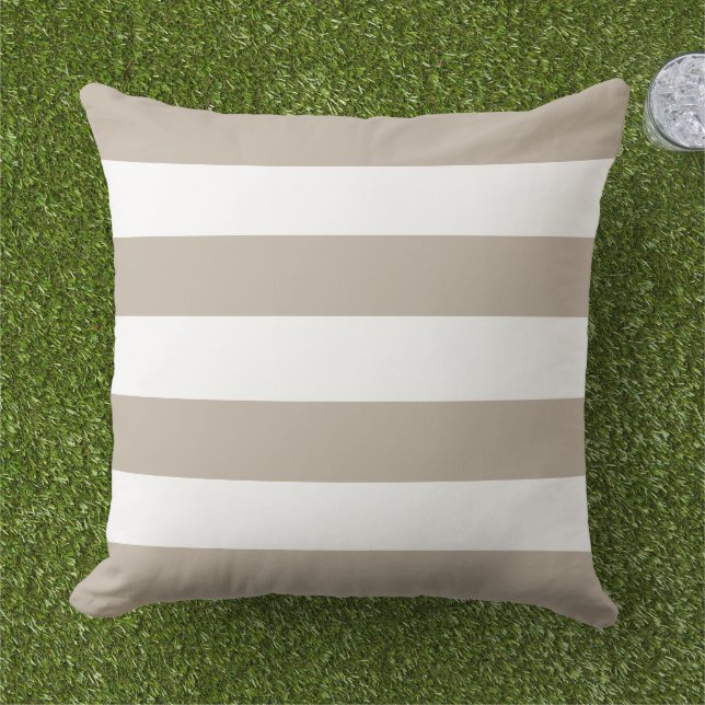 Simple Classic Beige Vågrät Rand Kudde (Gräs)