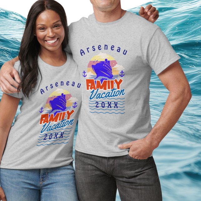 Simple Family Cruise Vacation Personalize T Shirt (Skapare uppladdad)