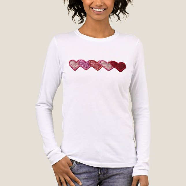 Simple Hearts Embroidery look Minimalistic  T Shirt (Framsida)