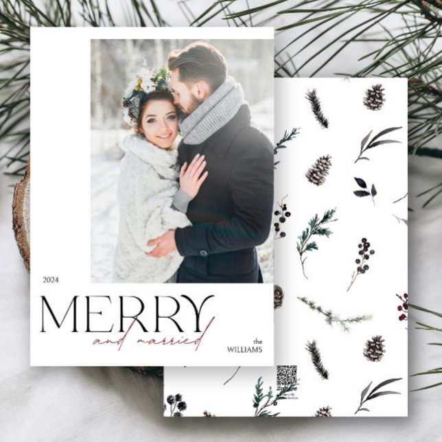 Simple Merry och Married Newlyweds Photo Helgdag Julkort (Merry & married! Celebrate your first holiday as newlyweds with this elegant photo card.
)