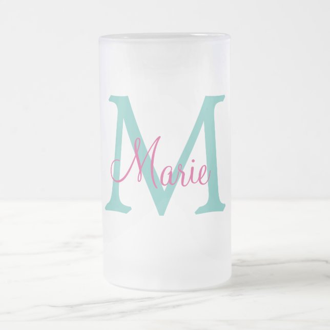 simple minimal add name monogram green pink blue t frostat ölglas (Center)