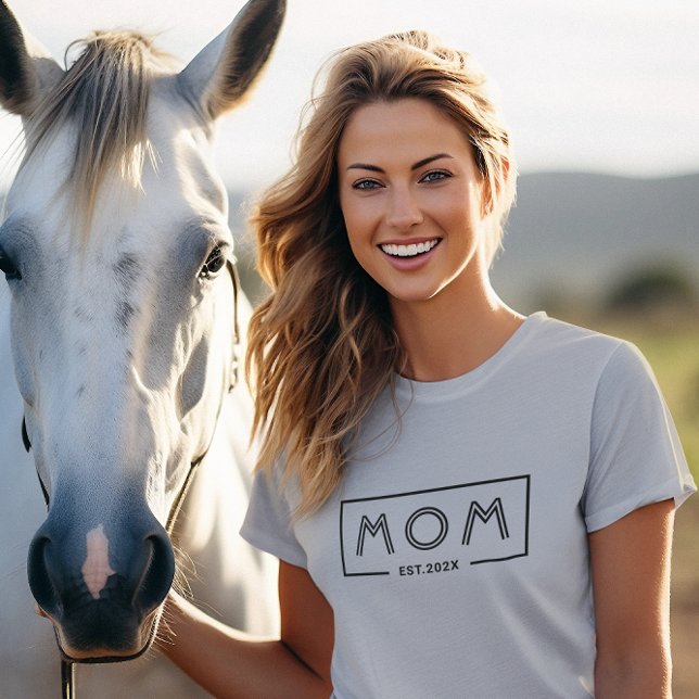 Simple Modern Black Ram-Mamma Est. 2024 T Shirt (Skapare uppladdad)