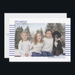 Simple & Modern Blue and White Stripe Hanukkah Julkort<br><div class="desc">Snyggt och söta fotokort är perfekt för alla dina vänner och din familj den här julhelgen. Anpassa texten "lycklig hanukah" med din egen hälsning och byt ut familjen namn och året och byt ut ut bild mot ett foto av dina barn, husdjur eller hela familjen. Utformningen har en enkel text...</div>