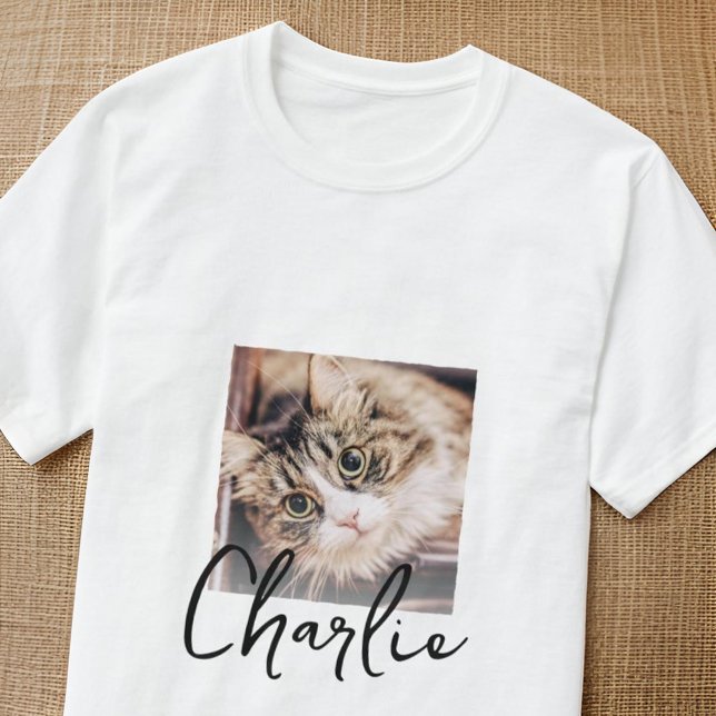 Simple Modern Grunge Anpassningsbar Badge Pet Phot T Shirt (Skapare uppladdad)