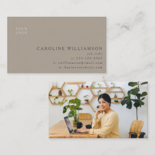 Simple Modern Minimum Taupe Brown Logotyp Photo Visitkort