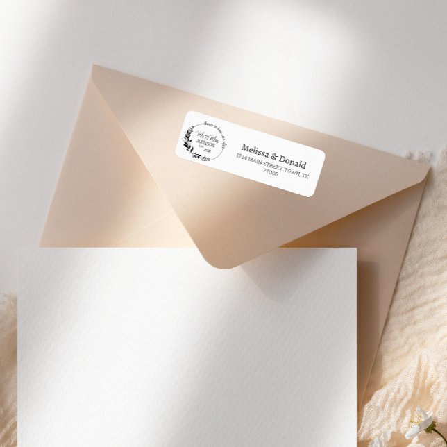 Simple Modern Mr & Mrs. Script Adress Returadress Etikett (Skapare uppladdad)