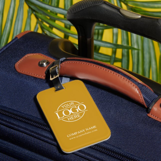 Simple Modern Yellow Business Logo Employee Travel Bagagebricka (Framsida Insitu 1)