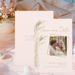 Simple Pampas Couple Photo Blush Wedding Spara Datumet