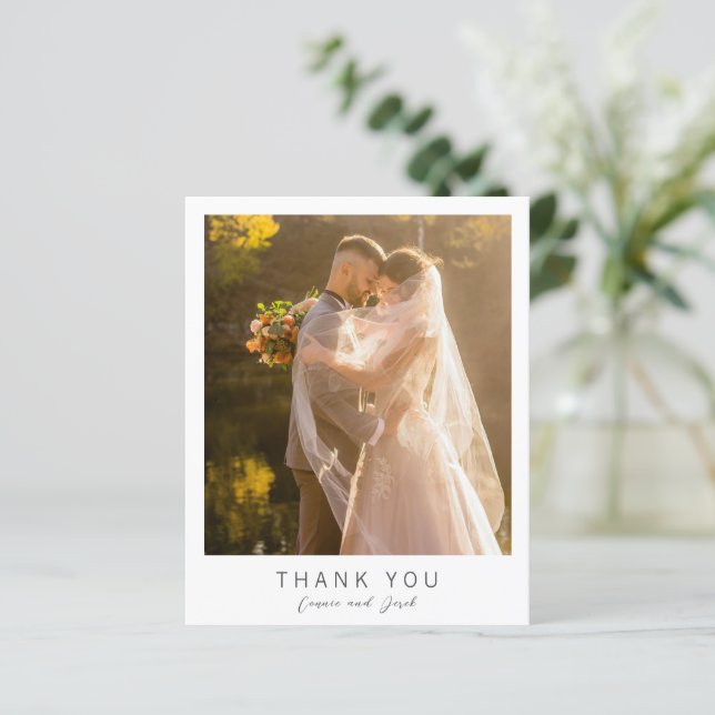Simple Photo Modern Budget Wedding Thank You Card (Stående Fram)