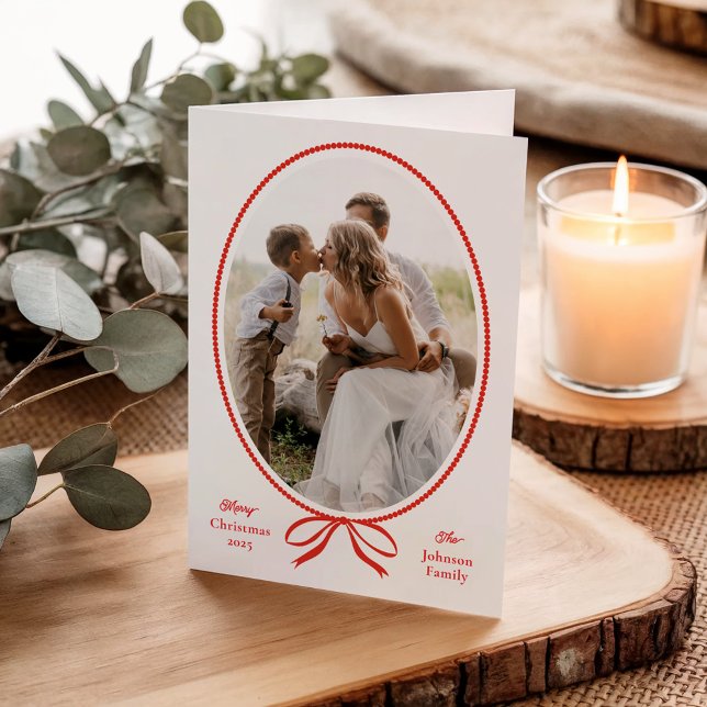 Simple Red Bow Oval Photo jul Helgkort (Elegant Hand Drawn Red Bow Oval Photo Christmas Folded Holiday Cards.)