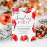 Simple Santas Hat jul Party Inbjudningar<br><div class="desc">Inbjudan dina gäster i stil i festive med vår enkla julfest. Med en minimalistisk design med en klassisk julhatt är inbjudan perfekt för en snyggt och glad helgdag. Fullt anpassade med din händelseinformation, det ger dig lite elegans och säsong charm till firande. Välj vår enkla julfest till jul för att...</div>