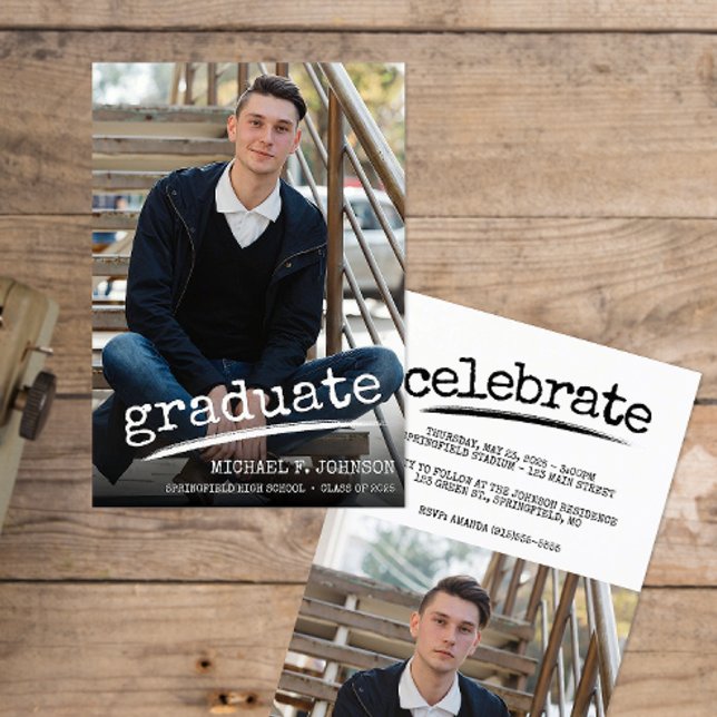 Simple Student Grunge Photo Studenten Inbjudningar (Modern Two Photo Graduation Announcement)
