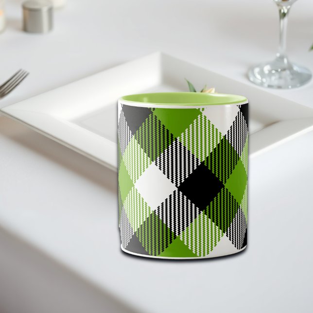 Simple Tartan Plaid Neon Grönt Två-Tonad Mugg (Skapare uppladdad)