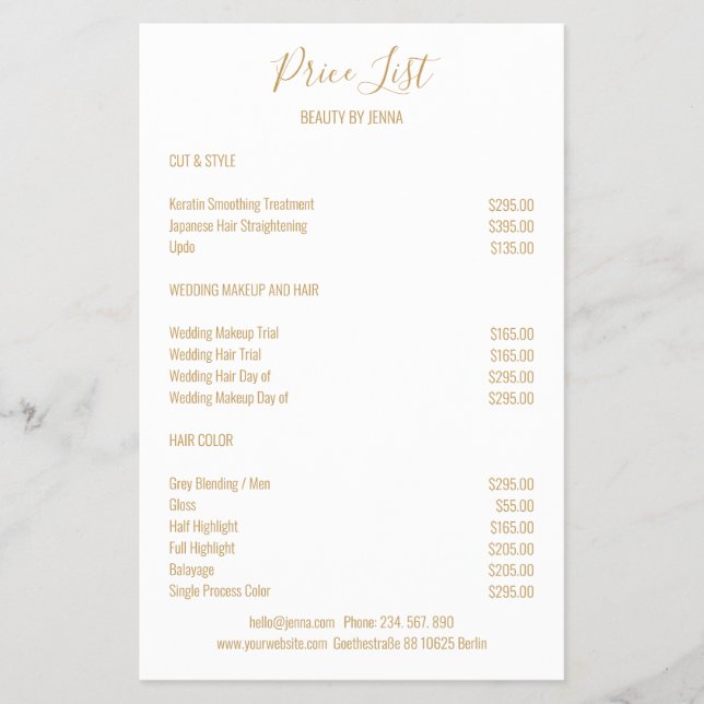 Simple White Beige Flygblad (Framsidan)