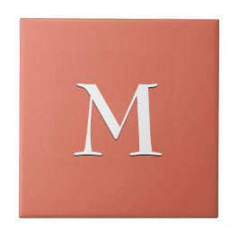 Simple White MONOGRAM om Terracotta Kakelplatta