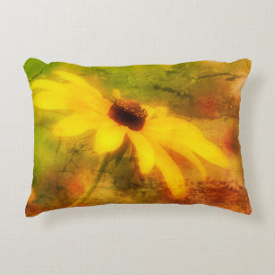 Single Black Eyed Susan Daisy Abstrakt Grunge Prydnadskudde