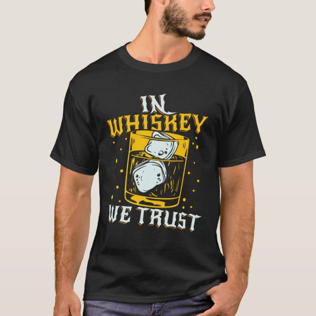 Single Malt Humor  Irish Scotch Whiskey T Shirt (Framsida)