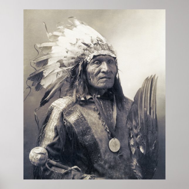 SIOUX NATION CHIEF HE HUND c. 1900 Poster (Framsidan)