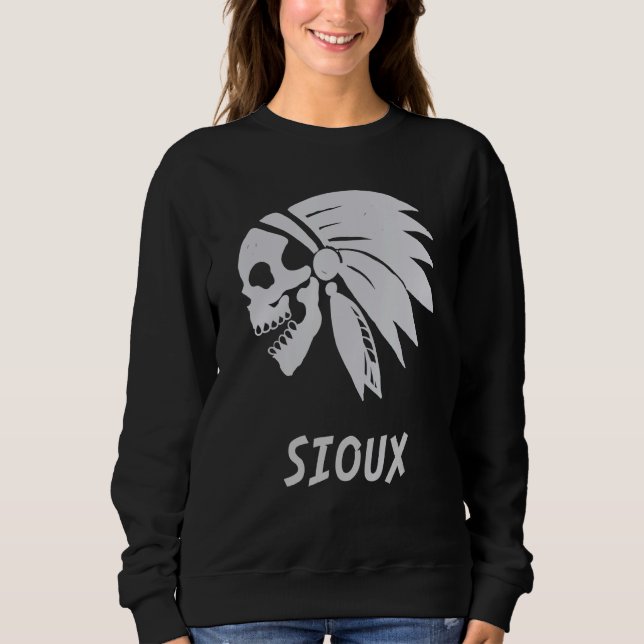 Sioux Native American Indian Born Freedom Evil Sku T Shirt (Framsida)