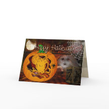 Siren spökade att snida för Halloween pumpa