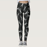 Sisch Mönster Silver & Black Leggings<br><div class="desc">Lagar för hårstilist eller mode-designer eller någon annan som arbetar med sax! Silver-saxar har en svart bakgrund.</div>