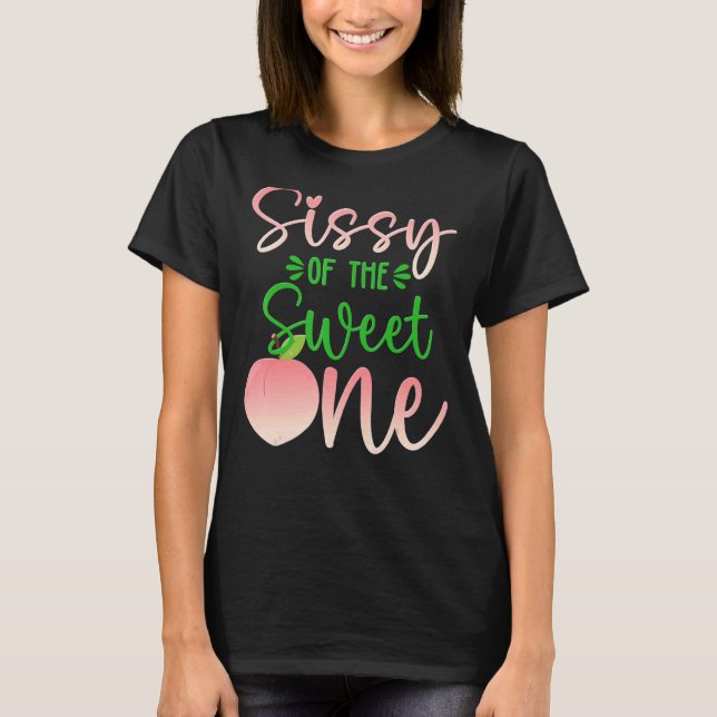 Sissy of the Birthday One Peach 1st Summer Fruit F T Shirt (Framsida)