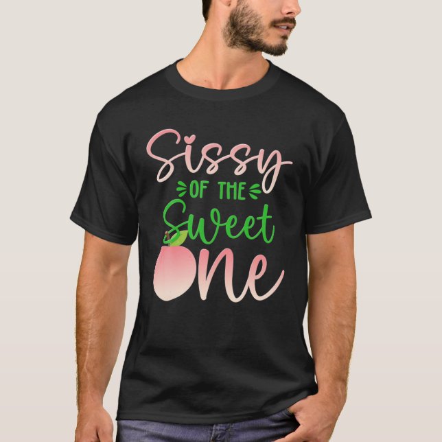 Sissy of the Birthday one Peach 1st Summer Fruit F T Shirt (Framsida)