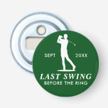 Sista svängen före ringen Golfkandidaten Flasköppnare<br><div class="desc">The Last Swing Before the Ring-kollektionen är en raffinerad, golfinspirerad svensexekollektion som blandar preppy-charm med en touch av lekfull ande. Med en djärv golfares siluett i djupgrönt och knackigt vitt presenterar denna kollektion den perfekta designen för en klassisk fest på golfbanan. Med rena linjer, atletisk elegans och tidlös typografi är...</div>