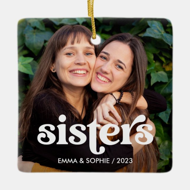 Sisters | Boho-textövertäckning med två foton Julgransprydnad Keramik (Framsida)
