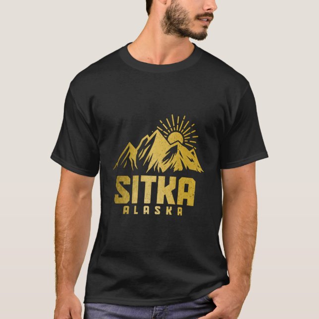 Sitka Alaska Mountains Hiking Natature T Shirt (Framsida)